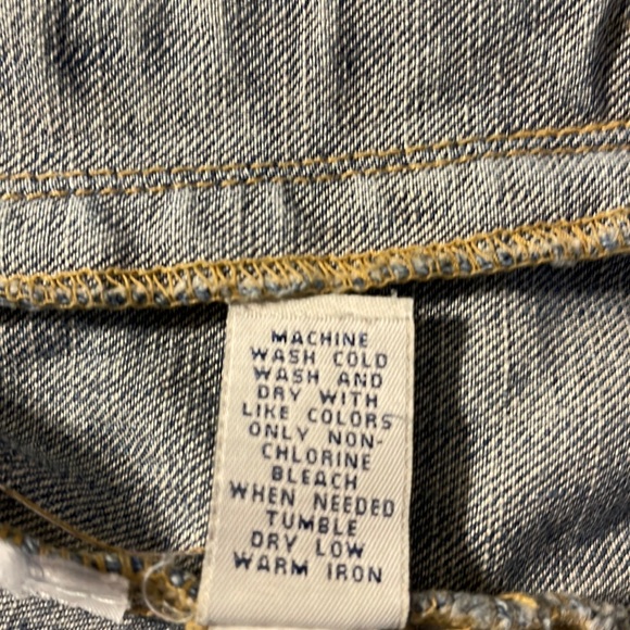 Old Navy Jean Jacket - Picture 7 of 7